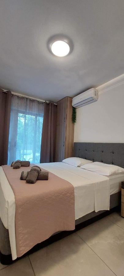 Stay With Oleg C17 Paralimni Exterior photo